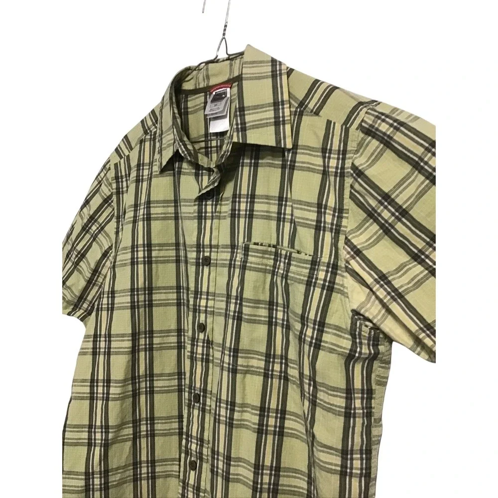The North Face Button Down Shirt Mens Small Green Plaid Short Sleeve Hiking